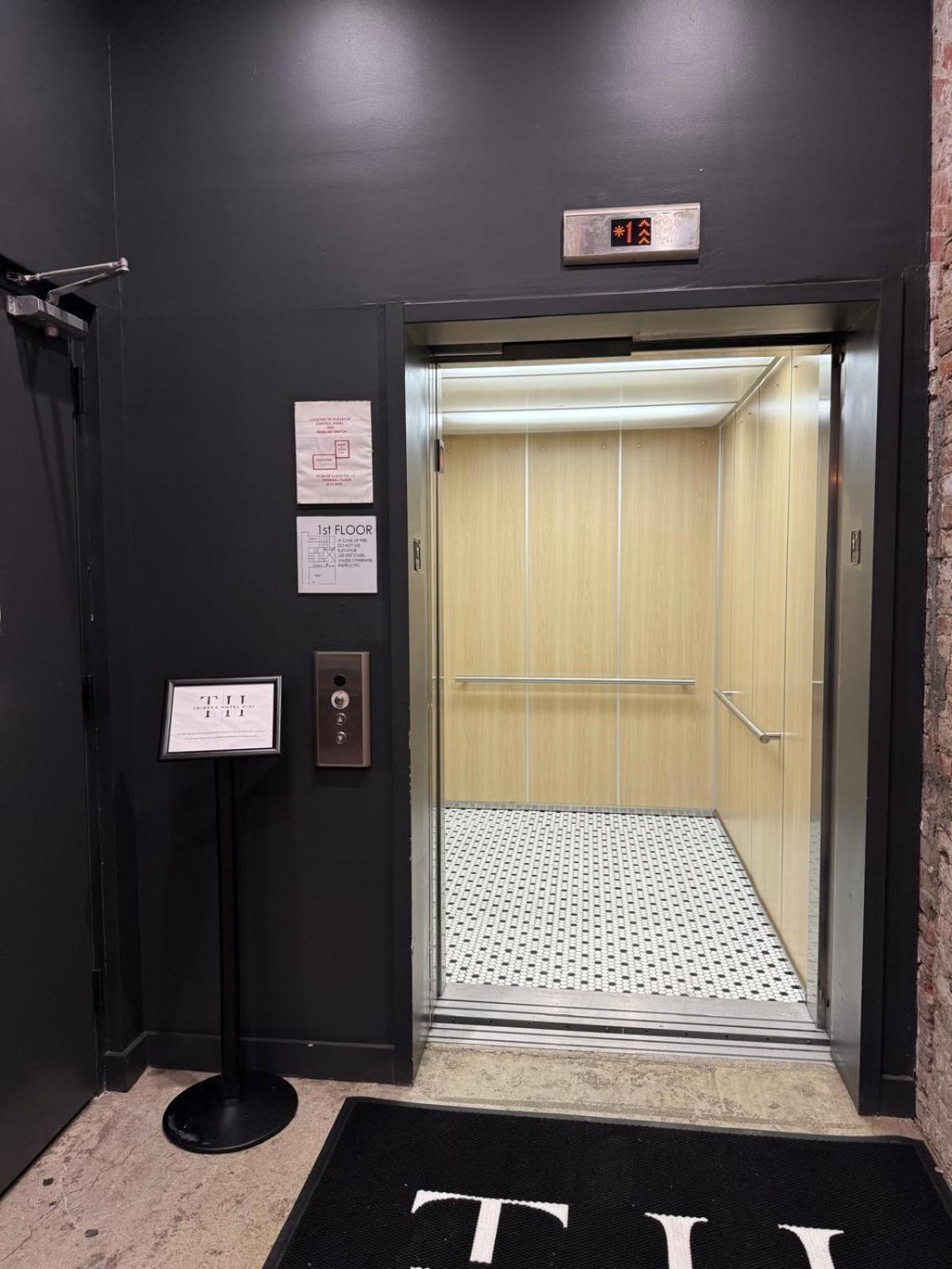 Tribeca Hotel Fidi Ню Йорк Екстериор снимка